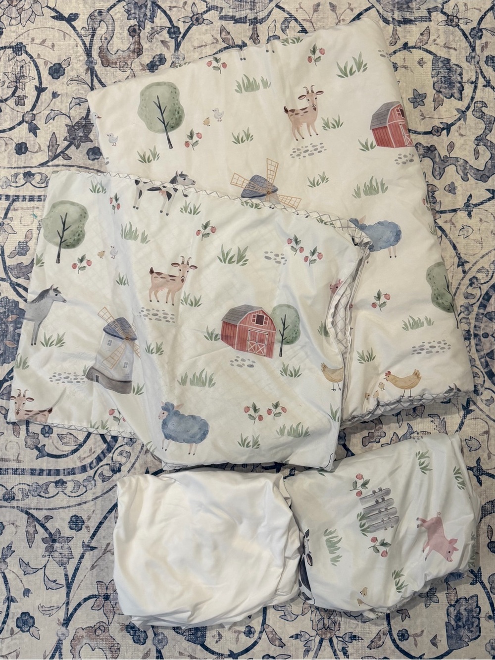 Sweet Jojo Designs Farm Animal Baby Quilt Set